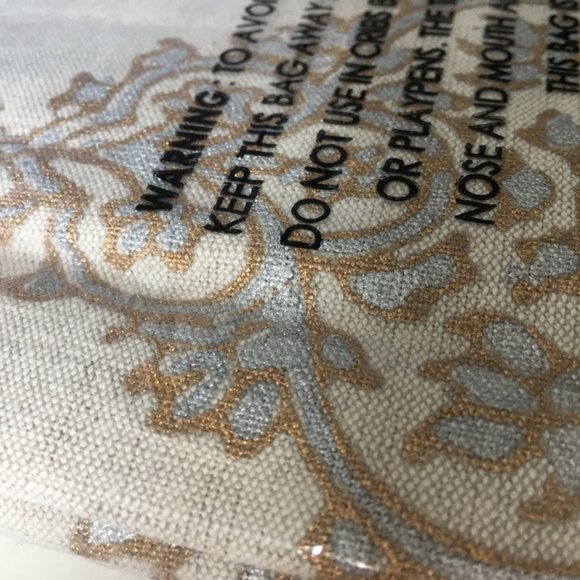 Visala Gold &Silver detailed cotton-  linen pillow case - Picture 6 of 7